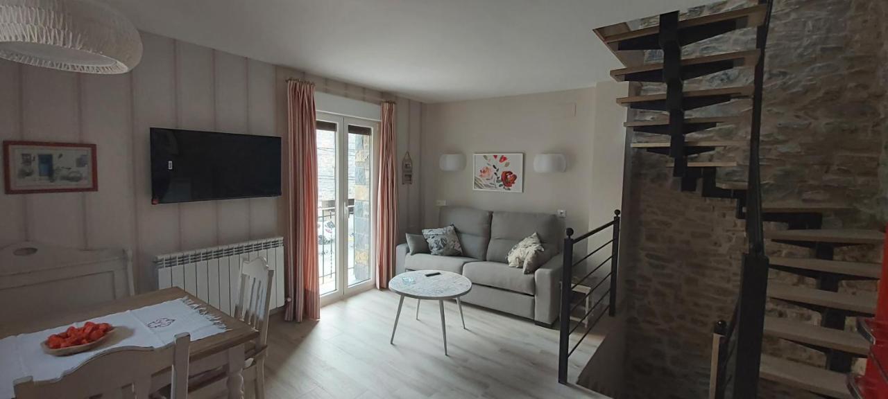 Apartamentos Casa Isabale Biescas  Eksteriør bilde
