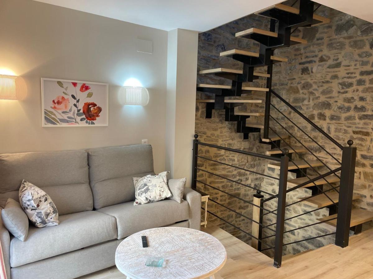 Apartamentos Casa Isabale Biescas  Eksteriør bilde